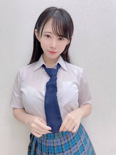 甘井くるみ